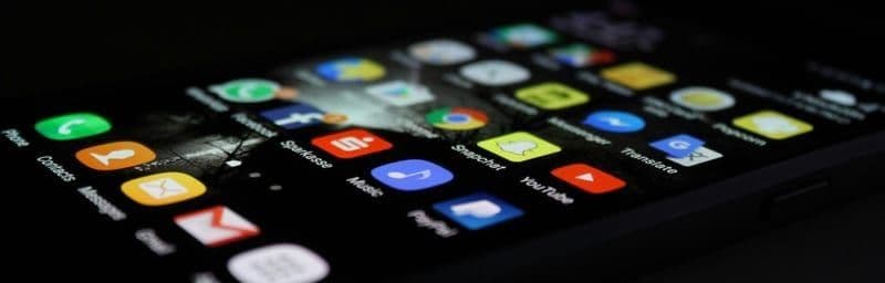 Illustration of ways to monetize a mobile app